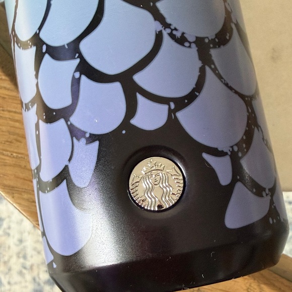 Green Blue Ombre Mermaid Scale Insulated Water Bottle - Picture 5 of 5